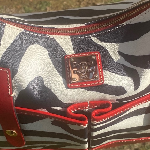 DOONEY and BOURKE zebra hobo purse , NWT - Picture 6 of 16